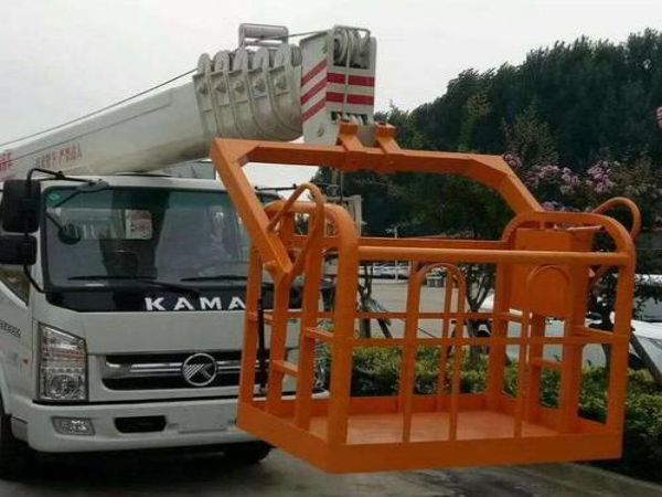 沭阳县吊车租赁公司_吊车出租吊车保养工作重要性及方法